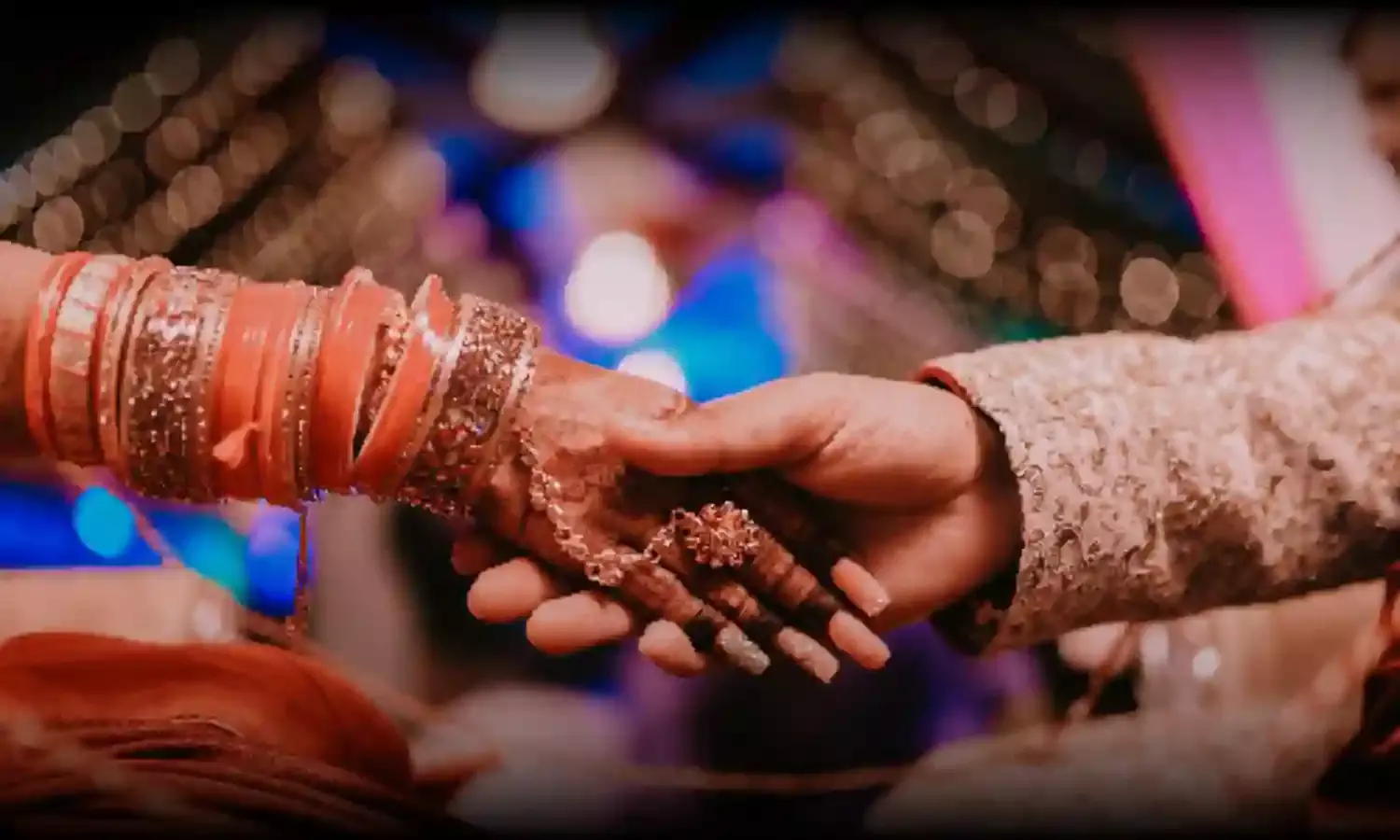 Cant Inter Faith Couples Marry Without Changing Their Religion? Madhya Pradesh HC Misinterprets Special Marriage Act Cant Inter Faith Couples Marry Without Changing Their Religion? Madhya Pradesh HC Misinterprets Special Marriage Act