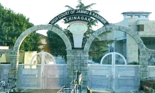 Non-Supply Of Material Considered By Detaining Authority In Forming Subjective Satisfaction Violative Of Detenue’s Rights U/A 22(5) Constitution: J&K&L HC Non-Supply Of Material Considered By Detaining Authority In Forming Subjective Satisfaction Violative Of Detenue’s Rights U/A 22(5) Constitution: J&K&L HC