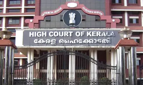 State Cannot Be Silent Spectator: Kerala HC Refers Issue Of State Fixing Covid-19 Test Rates To Larger Bench State Cannot Be Silent Spectator: Kerala HC Refers Issue Of State Fixing Covid-19 Test Rates To Larger Bench