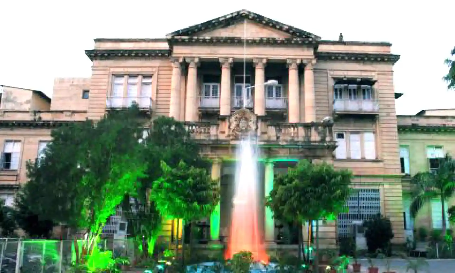 Madhya Pradesh High Court Orders Training Of Trial Court Judge, Says She Has No Basic Knowledge Of Law Madhya Pradesh High Court Orders Training Of Trial Court Judge, Says She Has No Basic Knowledge Of Law