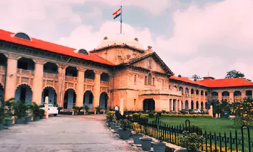 Certificates Have Not Been Declared A Nullity By Competent Examination Board : Allahabad HC Reinstates Teacher Who Underwent Two Degree Courses Simultaneously Certificates Have Not Been Declared A Nullity By Competent Examination Board : Allahabad HC Reinstates Teacher Who Underwent Two Degree Courses Simultaneously