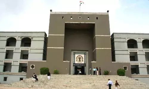 An Act Immoral As Per Society Need Not Be Misconduct Under Civil Service Rules: Gujarat High Court An Act Immoral As Per Society Need Not Be Misconduct Under Civil Service Rules: Gujarat High Court