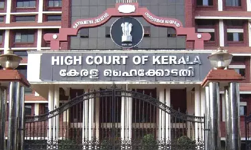 Government Should Have Made Vaccination Compulsory: Kerala High Court Government Should Have Made Vaccination Compulsory: Kerala High Court