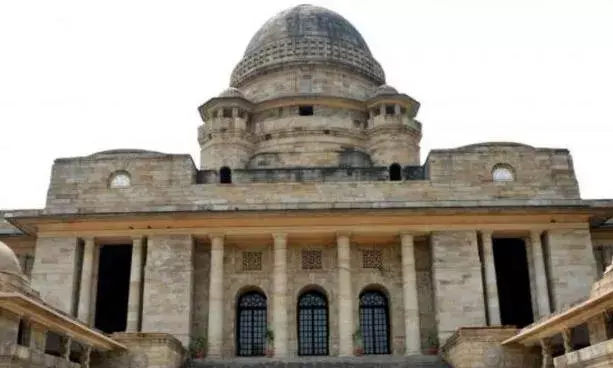 Debt Recovery Tribunal Has No Power To Restrain Debtors Right Under Article 21 To Travel Abroad – Bombay High Court Debt Recovery Tribunal Has No Power To Restrain Debtors Right Under Article 21 To Travel Abroad – Bombay High Court