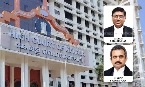 Kerala HC Slams State Govt For Not Issuing Prohibitory Order Against Its Employees Going On Strike Kerala HC Slams State Govt For Not Issuing Prohibitory Order Against Its Employees Going On Strike
