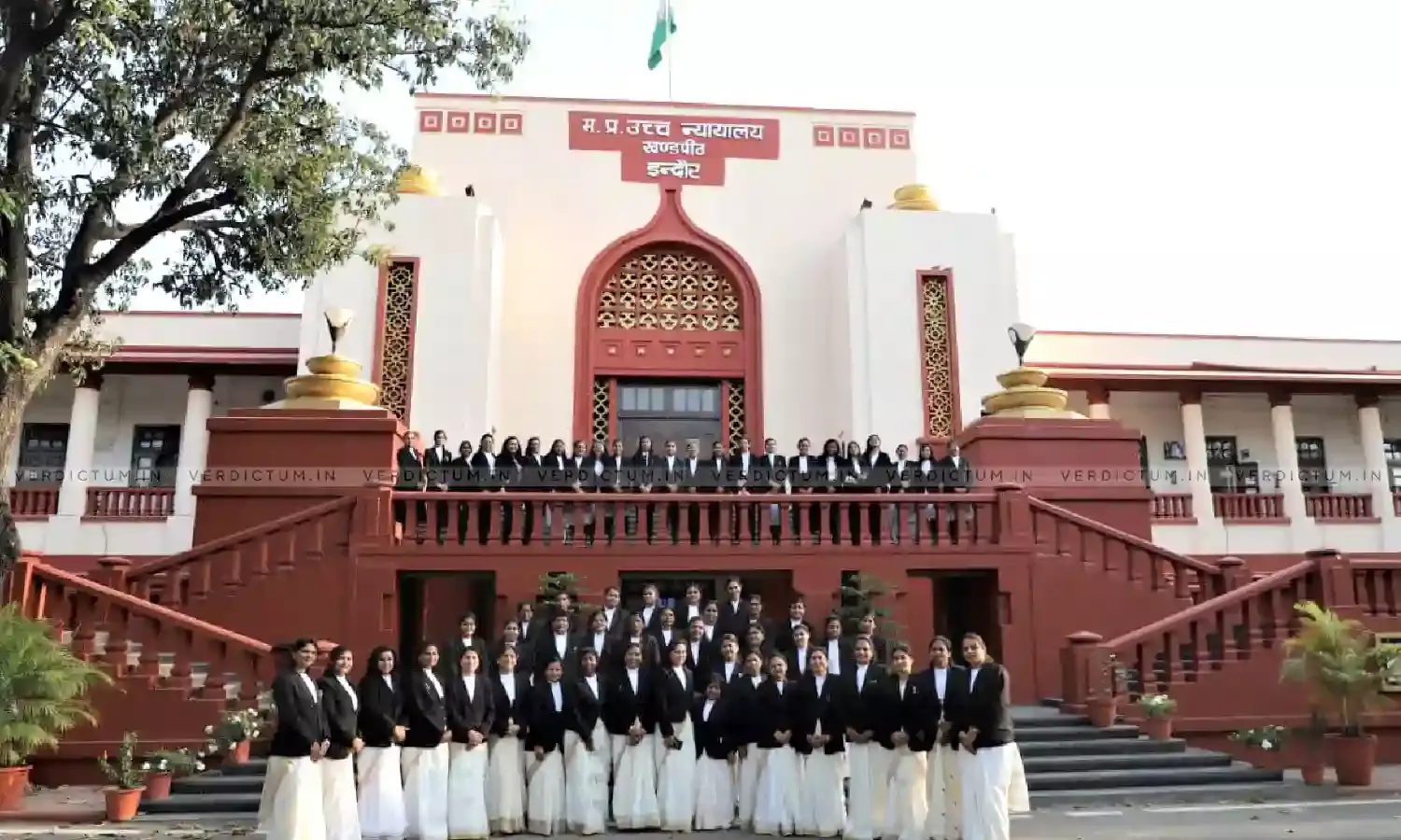 Overwhelmed To See So Many Women Practice In The High Court- Chief Justice Ravi Malimath Of MP HC Overwhelmed To See So Many Women Practice In The High Court- Chief Justice Ravi Malimath Of MP HC