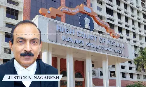 No Prohibition On Installing Sun Films On Vehicles If It Does Not Violate Stipulated VLT & Indian Standards: Kerala HC No Prohibition On Installing Sun Films On Vehicles If It Does Not Violate Stipulated VLT & Indian Standards: Kerala HC