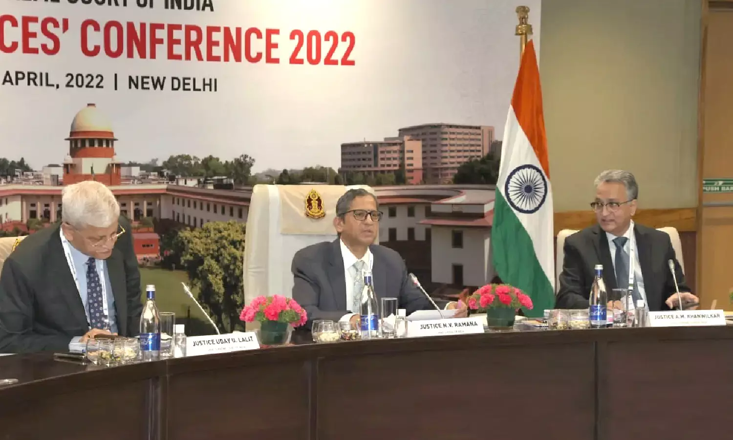 39th Chief Justices Conference: CJI Requests Chief Justices of HCs Which Have Vacancies To Forward Names For Elevation At The Earliest 39th Chief Justices Conference: CJI Requests Chief Justices of HCs Which Have Vacancies To Forward Names For Elevation At The Earliest