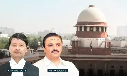 Failure To Produce Accused Physically Or Virtually Before Court While Extending His Judicial Custody Is Gross Illegality: SC Failure To Produce Accused Physically Or Virtually Before Court While Extending His Judicial Custody Is Gross Illegality: SC