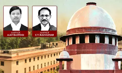 Unreasonable Condition- SC Sets Aside HCs Order For Paying ₹10 Lacs To Wife For Anticipatory Bail In Dowry Harassment Case