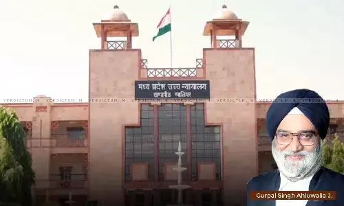She Made An Attempt To Kill Her Own Child: MP HC Refuses To Quash FIR Against Woman For Throwing Toddler On The Floor In Courtroom During Maintenance Case Hearing She Made An Attempt To Kill Her Own Child: MP HC Refuses To Quash FIR Against Woman For Throwing Toddler On The Floor In Courtroom During Maintenance Case Hearing