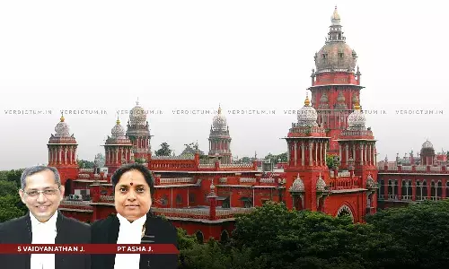 Enrolment Ceremony Turning Into A Festivity: Madras HC Directs Bar Council To Ensure That Candidates Alone Attends The Function