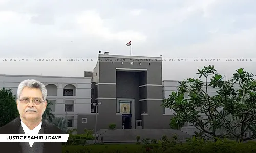 Gujarat High Court Cites Durga Saptashati While Permitting Abortion Of 11-Year-Old Victim Raped By Her Father Gujarat High Court Cites Durga Saptashati While Permitting Abortion Of 11-Year-Old Victim Raped By Her Father