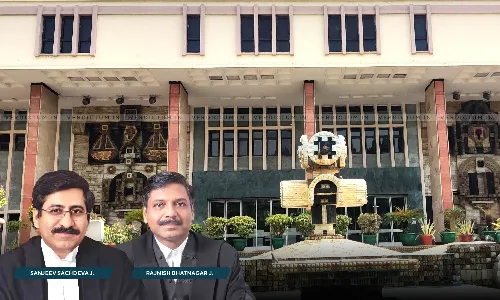 Delhi HC Upholds Validity Of Provision Allowing Deduction In Pay For Payment Of Maintenance To Kin Of Air Force Personnel Delhi HC Upholds Validity Of Provision Allowing Deduction In Pay For Payment Of Maintenance To Kin Of Air Force Personnel