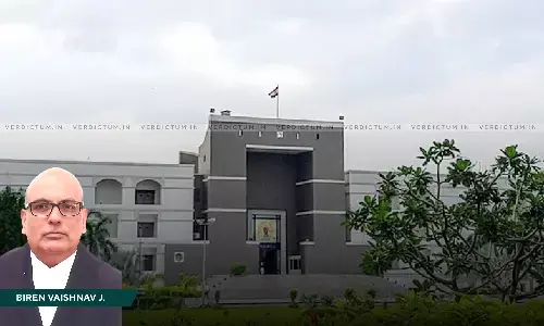 Gujarat High Court Dismisses Kejriwals Review Petition, Confirms Its Earlier Decision Setting Aside CIC Directive On PM Modis Degree Information Gujarat High Court Dismisses Kejriwals Review Petition, Confirms Its Earlier Decision Setting Aside CIC Directive On PM Modis Degree Information