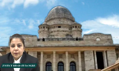 ‘No Sexual Intent’: Bombay HC Grants Anticipatory Bail To Man Accused Of Holding Girl’s Hand ‘No Sexual Intent’: Bombay HC Grants Anticipatory Bail To Man Accused Of Holding Girl’s Hand