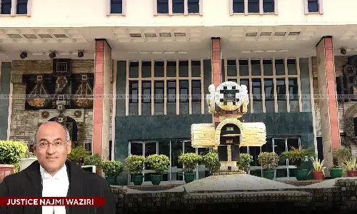 Tree Is A Living Being, Pruning Of Trees Is Not Permitted In Delhi Except In Accordance With DPT Act: High Court Tree Is A Living Being, Pruning Of Trees Is Not Permitted In Delhi Except In Accordance With DPT Act: High Court