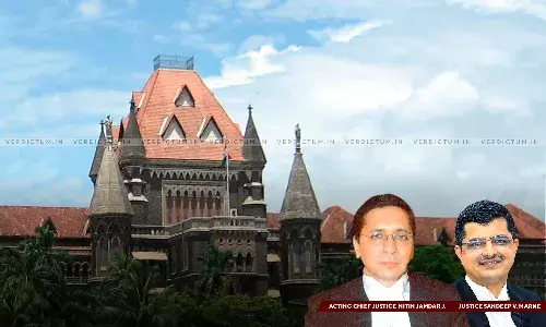 Working Journalists Are Not Employees ; Cannot File Complaint Of Unfair Labour Practice Under MRTU & PULP Act: Bombay HC Working Journalists Are Not Employees ; Cannot File Complaint Of Unfair Labour Practice Under MRTU & PULP Act: Bombay HC