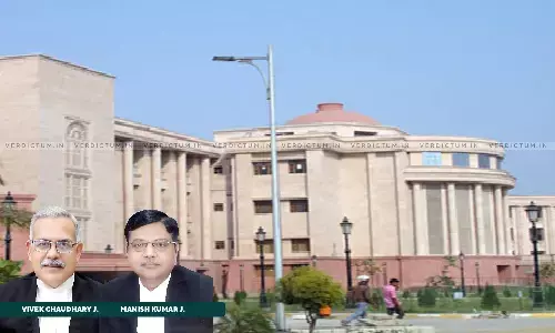 Allahabad HC Grants Relief To Practicing Advocate Who Lost A Limb In An Accident, Directs LIC To Pay Disability Benefits Allahabad HC Grants Relief To Practicing Advocate Who Lost A Limb In An Accident, Directs LIC To Pay Disability Benefits