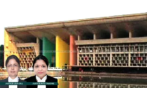 Mere Likelihood Of Absconding Is Not A Ground To Deny Parole: P&H High Court Orders Release Of Murder Convict Mere Likelihood Of Absconding Is Not A Ground To Deny Parole: P&H High Court Orders Release Of Murder Convict