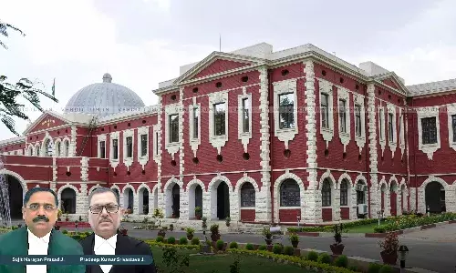 Prima Facie Appears That Accused Associated Himself With Terrorist Organisation CPI (Maoist): Jharkhand HC Rejects Bail Plea Of UAPA Accused Prima Facie Appears That Accused Associated Himself With Terrorist Organisation CPI (Maoist): Jharkhand HC Rejects Bail Plea Of UAPA Accused