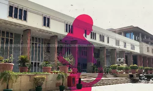 Advocates Empanelled By Legal Services Authority Are Not Employees; Not Entitled To Maternity Benefits: Delhi High Court Advocates Empanelled By Legal Services Authority Are Not Employees; Not Entitled To Maternity Benefits: Delhi High Court