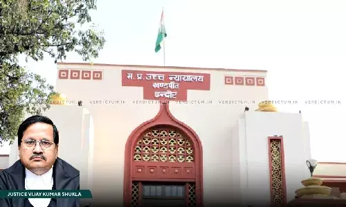 Can’t Dismiss Employee Merely On Ground That He Didn’t Submit Fresh Caste Certificate: Madhya Pradesh HC Orders Reinstatement Of LIC Employee Who Was Dismissed After 33 years Of Service Can’t Dismiss Employee Merely On Ground That He Didn’t Submit Fresh Caste Certificate: Madhya Pradesh HC Orders Reinstatement Of LIC Employee Who Was Dismissed After 33 years Of Service