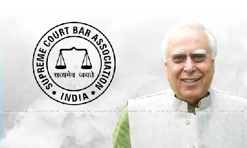 Senior Advocate Adish Aggarwala Threatens To Move No Confidence Motion Against SCBA President Kapil Sibal If He Does Not Withdraw Controversial ‘Resolution’ About RG Kar Incident Senior Advocate Adish Aggarwala Threatens To Move No Confidence Motion Against SCBA President Kapil Sibal If He Does Not Withdraw Controversial ‘Resolution’ About RG Kar Incident