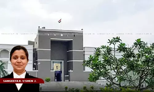 Constitutional Courts May Act As Parens Patriae: Gujarat HC Declares Woman As Guardian Of Husband In Coma Since 2019 Constitutional Courts May Act As Parens Patriae: Gujarat HC Declares Woman As Guardian Of Husband In Coma Since 2019