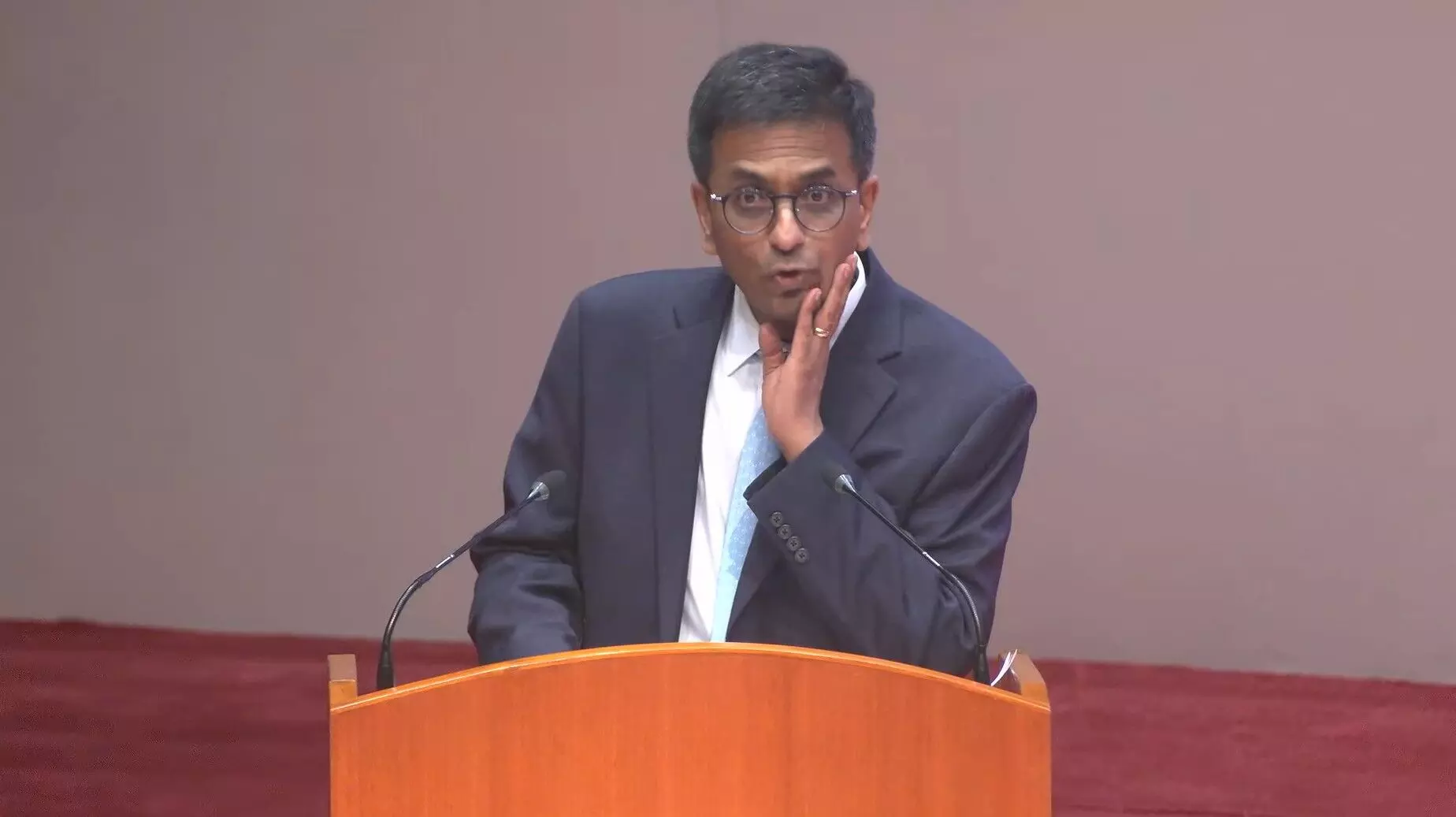 All Those Who Troll Me Will Be Unemployed From Monday: Outgoing CJI Chandrachud Responds to Recent Criticism, Says His Shoulders Are Broad Enough To Accept Them All Those Who Troll Me Will Be Unemployed From Monday: Outgoing CJI Chandrachud Responds to Recent Criticism, Says His Shoulders Are Broad Enough To Accept Them