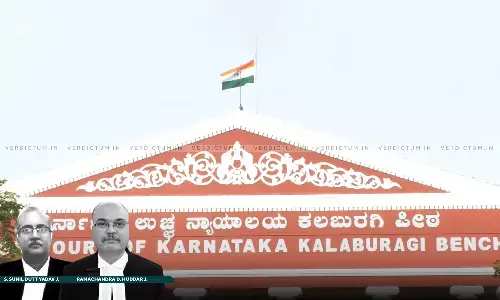 Accused Need Not Prove Defence; His Exercise Of Right To Remain Silent Is Sufficient Where Prosecution Is Unable To Prove Case: Karnataka HC In Rape Case