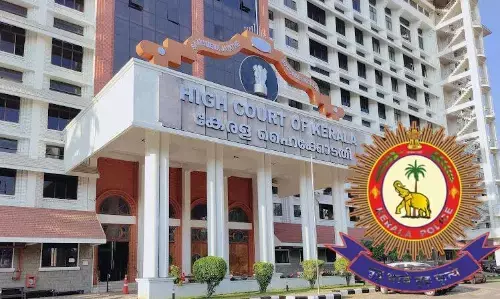 Former Kerala High Court Judge Loses 90 Lakhs In Cyber Fraud, Was Promised 850 % Returns As Per FIR Former Kerala High Court Judge Loses 90 Lakhs In Cyber Fraud, Was Promised 850 % Returns As Per FIR