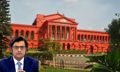 Arnab Goswami Dragged In Only To Settle Scores: Karnataka High Court Comes Down Heavily On State While Quashing FIR Against Him Arnab Goswami Dragged In Only To Settle Scores: Karnataka High Court Comes Down Heavily On State While Quashing FIR Against Him