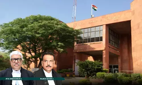 Jammu & Kashmir & Ladakh High Court Acquits Accused In 2012 Awantipora Murder Case; Cites Inadmissibility Of Confessions, Procedural Lapses Jammu & Kashmir & Ladakh High Court Acquits Accused In 2012 Awantipora Murder Case; Cites Inadmissibility Of Confessions, Procedural Lapses