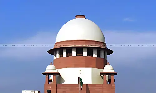 Supreme Court: Benefit Of Acquittal Can Be Extended To Non-Appealing Accused If Court Discarded Entire Prosecution Case Supreme Court: Benefit Of Acquittal Can Be Extended To Non-Appealing Accused If Court Discarded Entire Prosecution Case