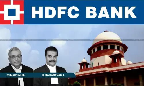 Supreme Court Refuses To Entertain Plea By HDFC Bank CEO For Quashing FIR By Lilavati Hospital Supreme Court Refuses To Entertain Plea By HDFC Bank CEO For Quashing FIR By Lilavati Hospital
