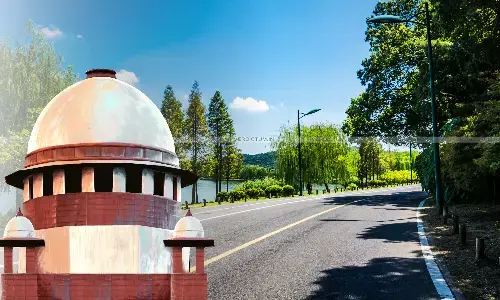 Right To Safe & Motorable Roads Is Part Of Fundamental Right To Life; State’s Responsibility To Develop & Maintain Roads: Supreme Court Right To Safe & Motorable Roads Is Part Of Fundamental Right To Life; State’s Responsibility To Develop & Maintain Roads: Supreme Court