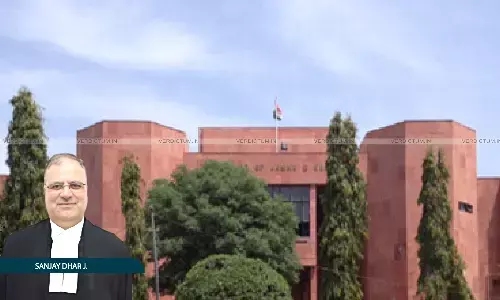Pendency Of Criminal Case Not Valid Ground To Deny Access To Revenue Records For Sale Of Property: J&K&L High Court Pendency Of Criminal Case Not Valid Ground To Deny Access To Revenue Records For Sale Of Property: J&K&L High Court