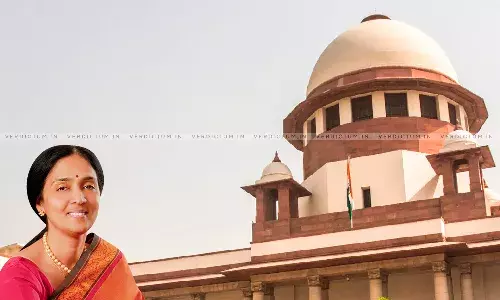 Supreme Court Refuses To Entertain Chitra Ramkrishnas Plea Challenging Order In Co-Location Scam Case Supreme Court Refuses To Entertain Chitra Ramkrishnas Plea Challenging Order In Co-Location Scam Case