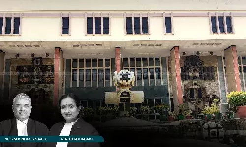 Cant Re-Argue Entire Case In Review Petition: Delhi High Court Dismisses Plea Against Policy Providing Cash Instead Of Uniforms To EWS/DG Students Cant Re-Argue Entire Case In Review Petition: Delhi High Court Dismisses Plea Against Policy Providing Cash Instead Of Uniforms To EWS/DG Students